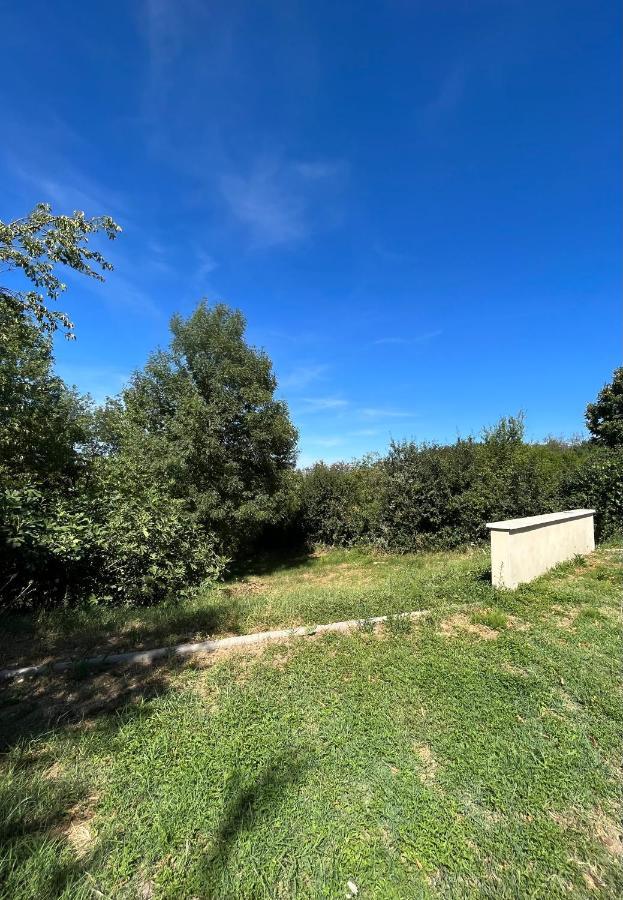 Maison Spacieuse Avec Grand Jardin Et Parking A 20 Min De Lyon Simandres Exteriér fotografie